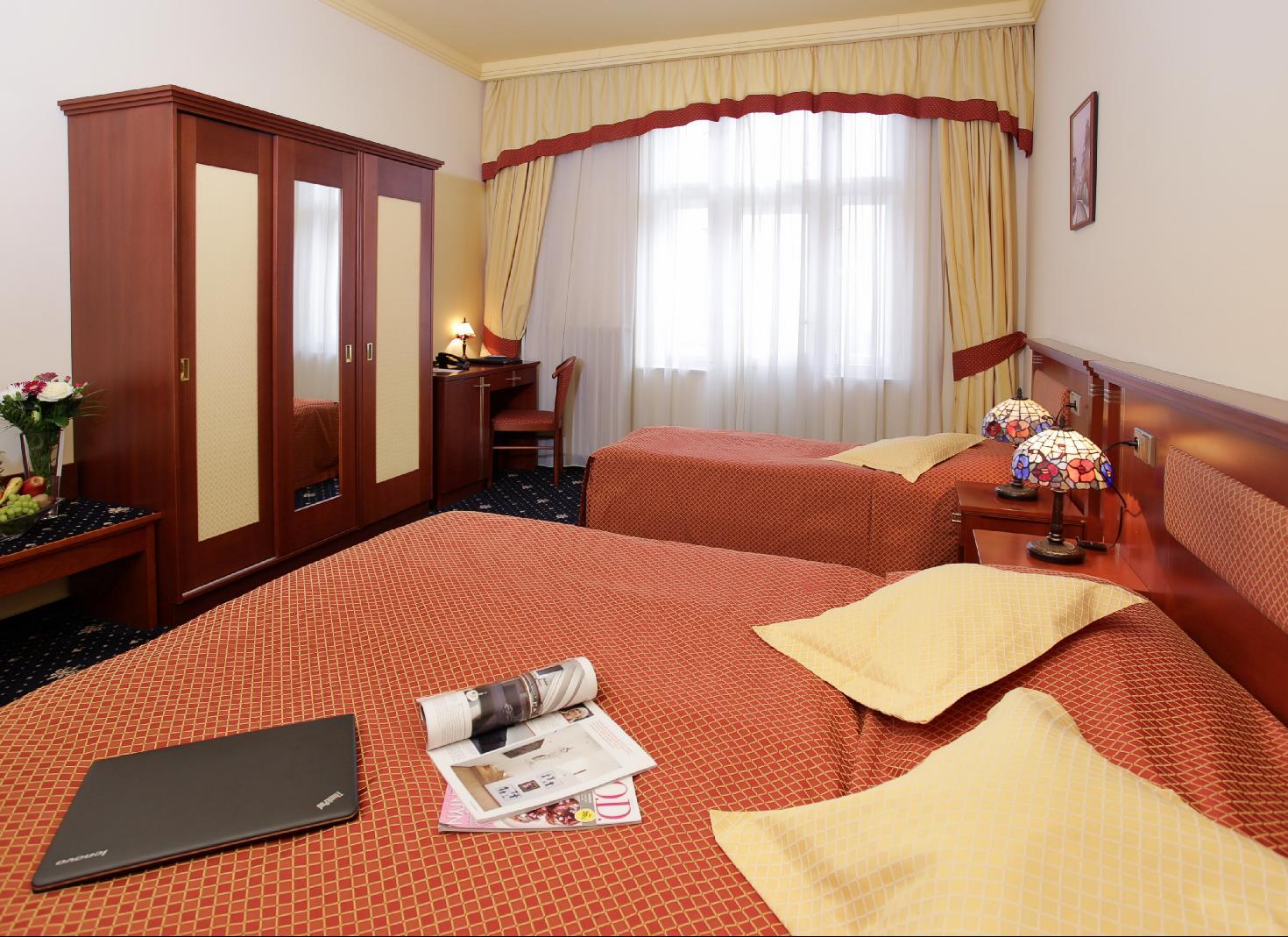 Aramis Hotel 4*